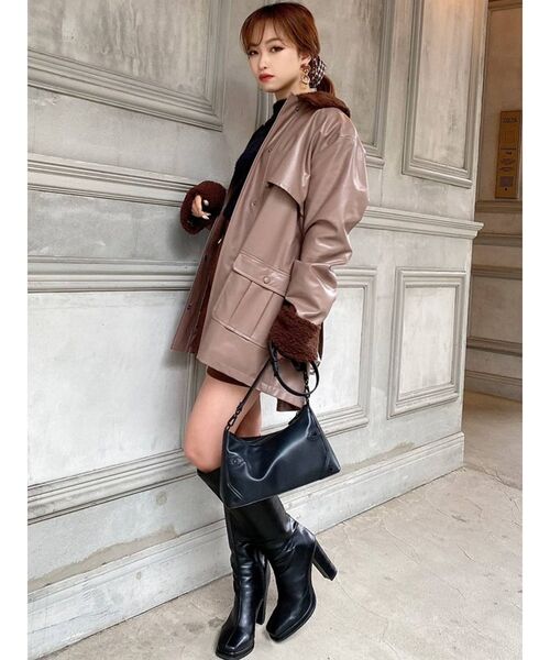 RESEXXY（リゼクシー）の「フェイクレザーミディコート（その他アウター・レディース・ブラック/モカ・FREE）」の8枚目の写真