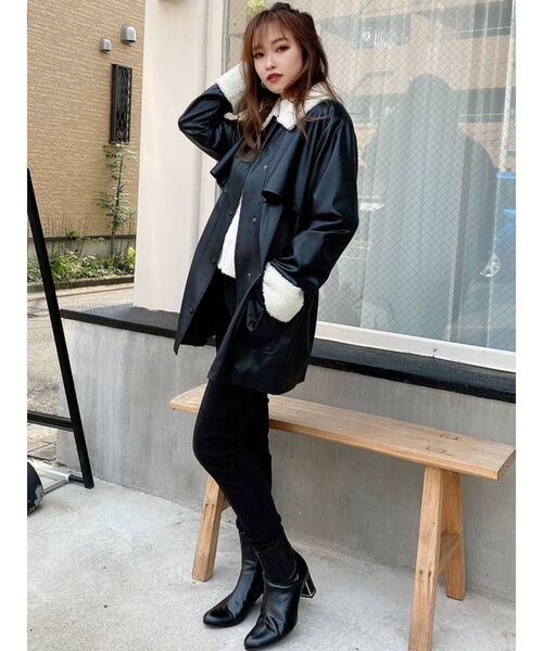 RESEXXY（リゼクシー）の「フェイクレザーミディコート（その他アウター・レディース・ブラック/モカ・FREE）」の17枚目の写真