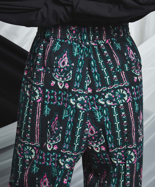 MAISON SPECIAL（メゾンスペシャル）の「《ユニセックスアイテム》インドプリントワイドスラックス 【MAISON SPECIAL/メゾンスペシャル】（その他パンツ・メンズ・オフホワイト/ブラック/ブラック系その他/ブラウン/ネイビー/パープル・0/1/2）」の14枚目の写真