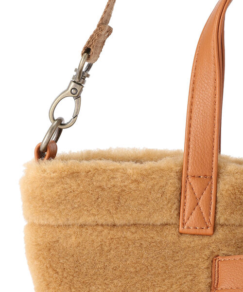 AVIREX（アヴィレックス）の「【直営店限定】ECO MOUTON MINI TOTE BAG/ エコムートン ミニトートバック（ショルダーバッグ・レディース・ブラック/ホワイト/キャメル・FREE）」の16枚目の写真