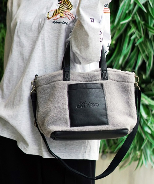 AVIREX（アヴィレックス）の「【直営店限定】ECO MOUTON MINI TOTE BAG/ エコムートン ミニトートバック（ショルダーバッグ・レディース・ブラック/ホワイト/キャメル・FREE）」の9枚目の写真