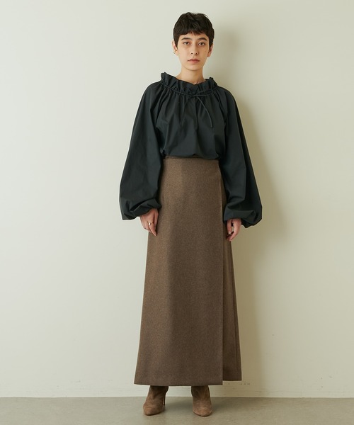 Whim Gazette ウィム ガゼット スタンドカラー ギャザーブラウス 黒 Whim Gazette（ウィムガゼット）の「スタンドカラーギャザー