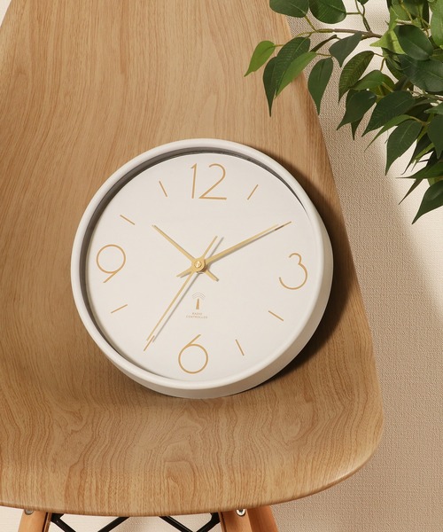 emesuelee（エメスーリー）の「電波掛時計 アリオス（掛け時計・レディース・ホワイト/グリーン/ブラック・フリー）」の7枚目の写真