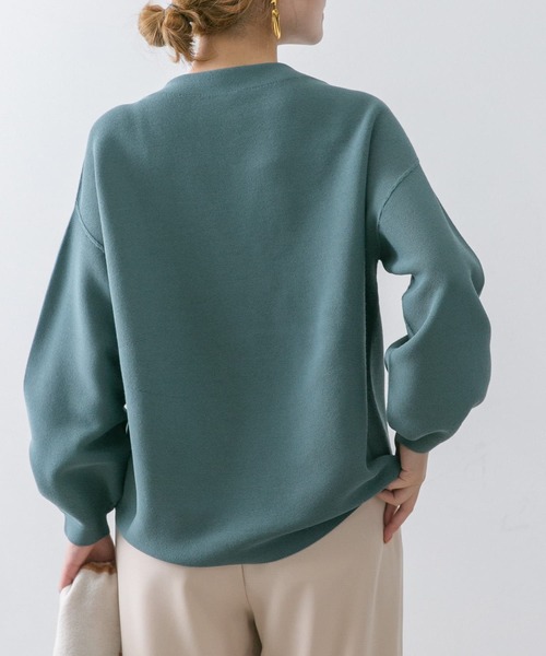 URBAN RESEARCH ROSSO（アーバンリサーチロッソ）の「ウールガーターホールボリュームニット（ニット/セーター・レディース・グリーン系その他/オフホワイト/チャコールグレー・FREE）」の17枚目の写真