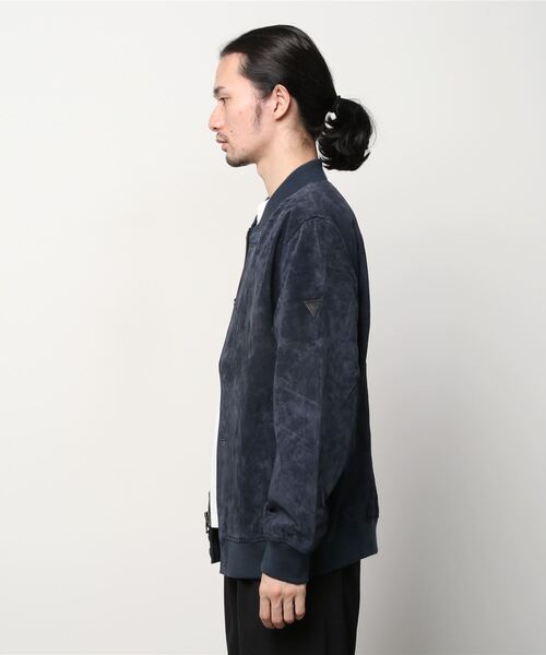 Guess(ゲス)の「Dust Suede Bomber Jacket(その他アウター・メンズ・ネイビー・SMALL/MEDIUM/LARGE/X-LARGE)」の8枚目の写真