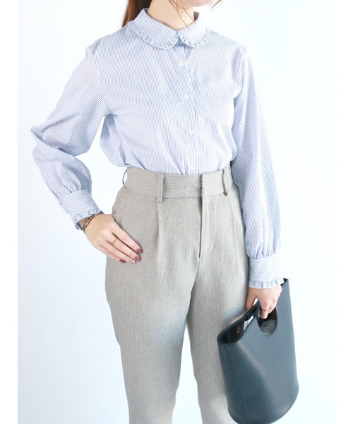 Te chichi(テチチ)の「フリルカラーシャツ(シャツ/ブラウス・レディース・ブラック/ネイビー/オフホワイト・フリ-)」の3枚目の写真