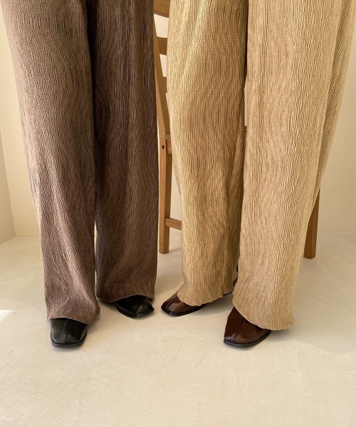 lawgy(ラウジー)の「velours pants(その他パンツ・レディース・ベージュ/ブラウン・FREE)」の10枚目の写真