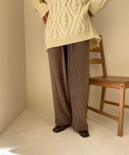 lawgy(ラウジー)の「velours pants(その他パンツ・レディース・ベージュ/ブラウン・FREE)」の11枚目の写真