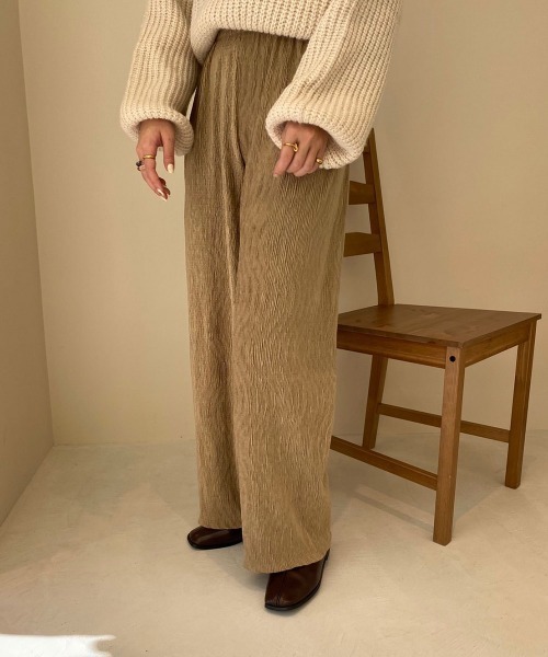 lawgy(ラウジー)の「velours pants(その他パンツ・レディース・ベージュ/ブラウン・FREE)」の13枚目の写真