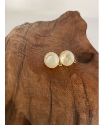 mou | サークルシェルイヤリング(イヤリング)
