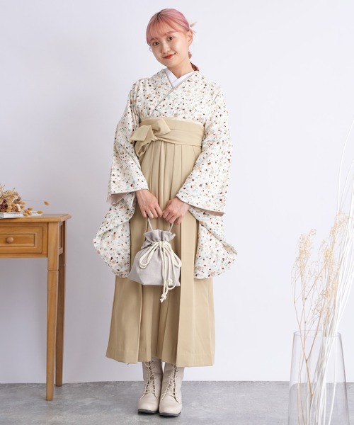 utatane(ウタタネ)の「袴セット 国産生地(着物・レディース・アイボリー・M/L)」の4枚目の写真