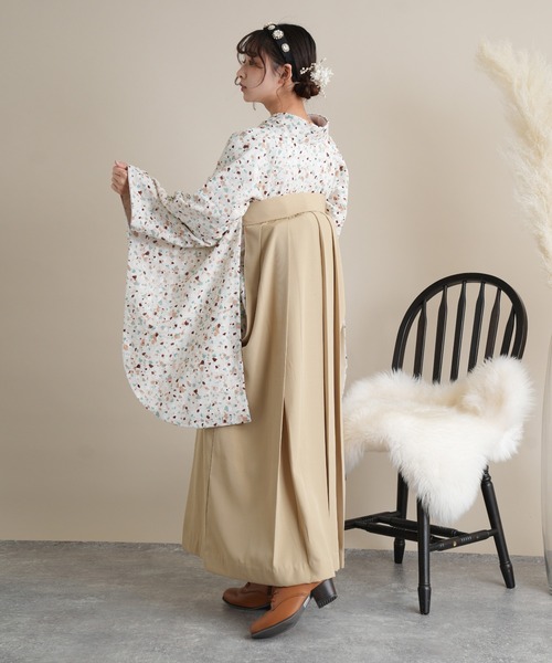 utatane(ウタタネ)の「袴セット 国産生地(着物・レディース・アイボリー・M/L)」の13枚目の写真