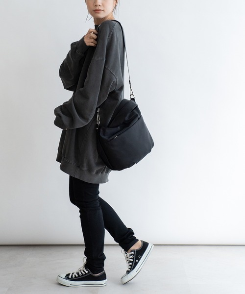 VitaFelice（ヴィータフェリーチェ）の「ナイロン2wayバルーントートバッグ（トートバッグ・レディース・ドット/カモフラージュ/ブラック/グレー・FREE）」の9枚目の写真