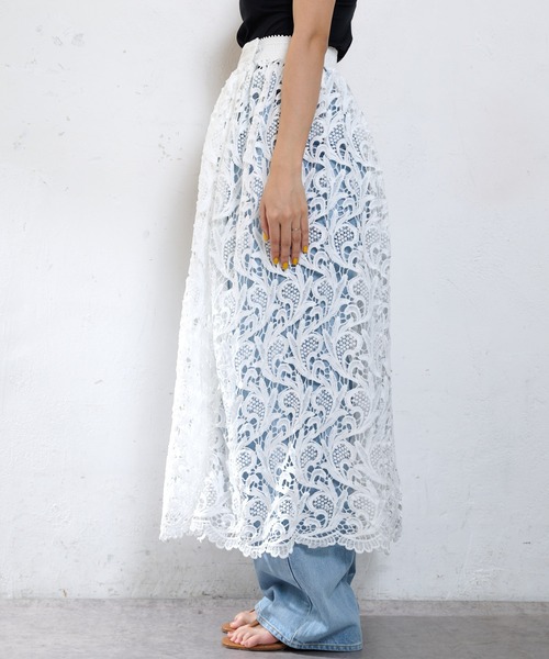 SHENERY（シーナリー）の「スカラップレースラップスカート（スカート