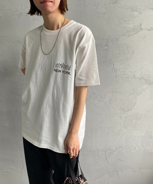 Manhattan Portage（マンハッタンポーテージ）の「[MANHATTAN PORTAGE/マンハッタンポーテージ] 別注 バックフォトプリントTシャツ（Tシャツ/カットソー・レディース・ホワイト/ネイビー/グレー・S/M/L/XL）」の14枚目の写真