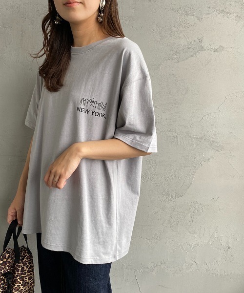 Manhattan Portage（マンハッタンポーテージ）の「[MANHATTAN PORTAGE/マンハッタンポーテージ] 別注 バックフォトプリントTシャツ（Tシャツ/カットソー・レディース・ホワイト/ネイビー/グレー・S/M/L/XL）」の20枚目の写真