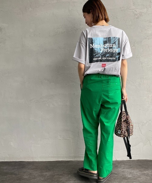 Manhattan Portage（マンハッタンポーテージ）の「[MANHATTAN PORTAGE/マンハッタンポーテージ] 別注 バックフォトプリントTシャツ（Tシャツ/カットソー・レディース・ホワイト/ネイビー/グレー・S/M/L/XL）」の6枚目の写真
