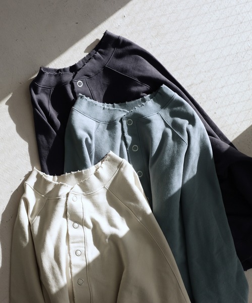 antiqua（アンティカ）の「着こなし自在！裏毛コクーンカーディガン（カーディガン/ボレロ・レディース・アッシュグレー/アイボリー/ブルー系その他・FREE）」の11枚目の写真