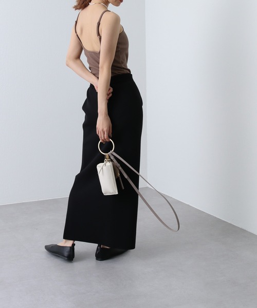 COLONY 2139(コロニートゥーワンスリーナイン)の「カップ付リブバックオープンキャミソール(キャミソール・レディース・ブラック/アイボリー/モカ・S/M/L)」の11枚目の写真