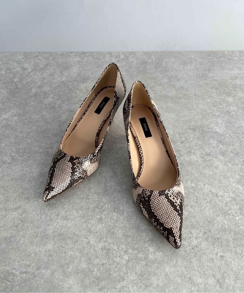 EVOL（イーボル）の「変形ヒールポインテッドパンプス（パンプス・レディース・ブラウン/グレー・M/L/S）」の19枚目の写真