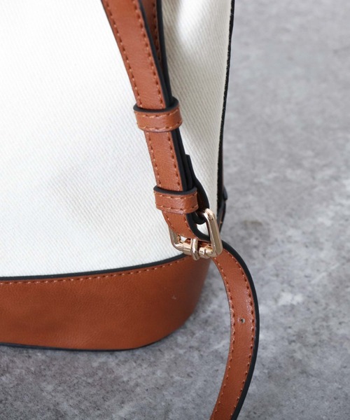 archives（アルシーヴ）の「捻り金具バッグ（ショルダーバッグ・レディース・ブラック/ブラウン・FREE）」の8枚目の写真