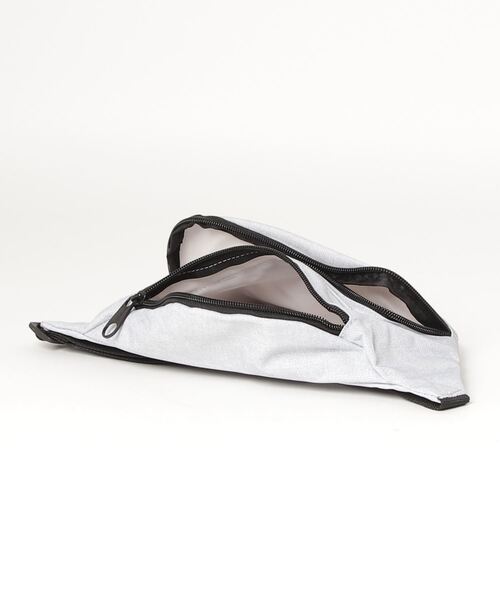 Dickies（ディッキーズ）の「【Dickies】ミニマムマウンテンボディバッグ（ボディバッグ/ウエストポーチ・メンズ・ホワイト/ブラック/グレー・FREE）」の6枚目の写真