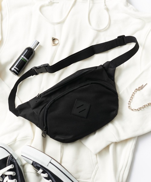 Dickies（ディッキーズ）の「【Dickies】ミニマムマウンテンボディバッグ（ボディバッグ/ウエストポーチ・メンズ・ホワイト/ブラック/グレー・FREE）」の2枚目の写真