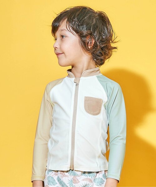 apres les cours（アプレレクール）の「バイカラー・総柄前開きラッシュガード_UVカット（ラッシュガード・キッズ・アイボリー/サックスブルー・90/140/130/110/120/100/80）」の2枚目の写真