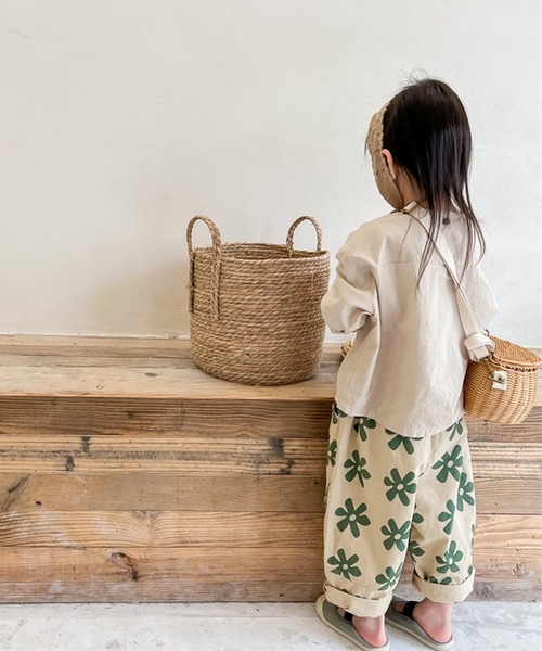 aimoha（アイモハ）の「aimoha-KIDS- 可愛い花柄スラックスパンツ（スラックス・キッズ・ベージュ/グレー・90/100/110/120/80/130）」の11枚目の写真