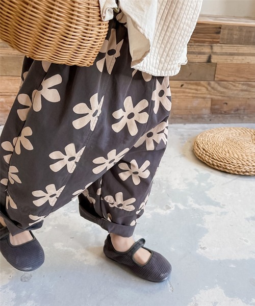 aimoha（アイモハ）の「aimoha-KIDS- 可愛い花柄スラックスパンツ（スラックス・キッズ・ベージュ/グレー・90/100/110/120/80/130）」の18枚目の写真