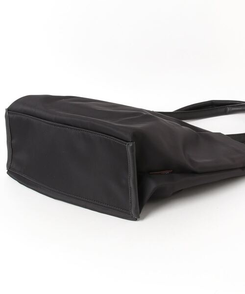 Legato Largo(レガートラルゴ)の「Legato Largo/レガートラルゴ / 肩楽(かたらく)PC収納 ナイロン トートバッグ / LH-L0001(トートバッグ・レディース・ベージュ/グレー/ブラック/ネイビー/ピンク/ライトブラウン・ONESIZE)」の10枚目の写真