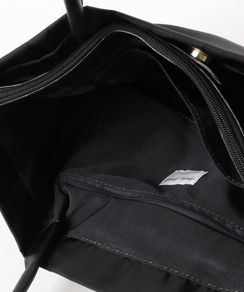 Legato Largo(レガートラルゴ)の「Legato Largo/レガートラルゴ / 肩楽(かたらく)PC収納 ナイロン トートバッグ / LH-L0001(トートバッグ・レディース・ベージュ/グレー/ブラック/ネイビー/ピンク/ライトブラウン・ONESIZE)」の11枚目の写真