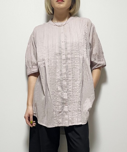 Fizz(フィズ)の「コットンキャンブリックピンタックブラウス(シャツ/ブラウス・レディース・ホワイト/ダークブルー/グレイッシュベージュ/チャコール/パープル/ブラック/ライトカーキ/ラベンダー・M)」の8枚目の写真