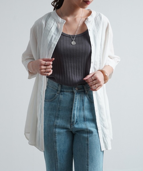 Fizz(フィズ)の「コットンキャンブリックピンタックブラウス(シャツ/ブラウス・レディース・ホワイト/ダークブルー/グレイッシュベージュ/チャコール/パープル/ブラック/ライトカーキ/ラベンダー・M)」の1枚目の写真