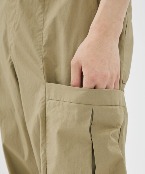 CITY TOKYO（シティトウキョウ）の「ツータックワイドカーゴパンツ（カーゴパンツ・メンズ・オフホワイト/カーキ・1/2）」の16枚目の写真