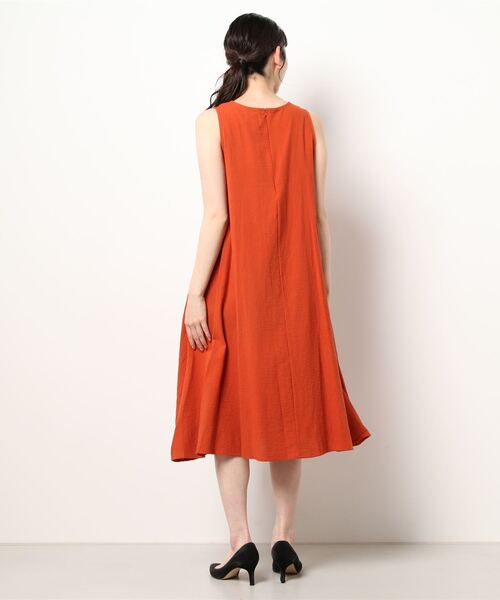 AMAIL(アマイル)の「Linen maron dress(ワンピース・レディース・アイボリー/オレンジ・FREE)」の17枚目の写真