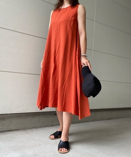AMAIL(アマイル)の「Linen maron dress(ワンピース・レディース・アイボリー/オレンジ・FREE)」の2枚目の写真