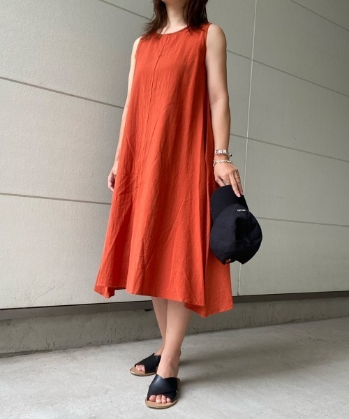 AMAIL(アマイル)の「Linen maron dress(ワンピース・レディース・アイボリー/オレンジ・FREE)」の4枚目の写真