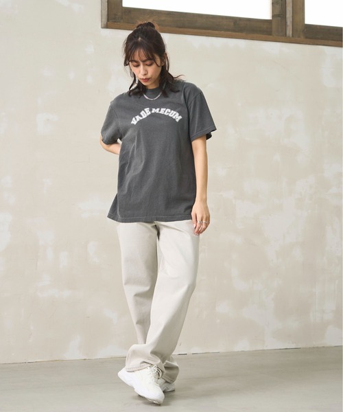 ODORATA(オドラタ)の「カレッジロゴTEE(Tシャツ/カットソー・レディース・ブラック/ブルー/イエロー/グリーン・FREE)」の7枚目の写真