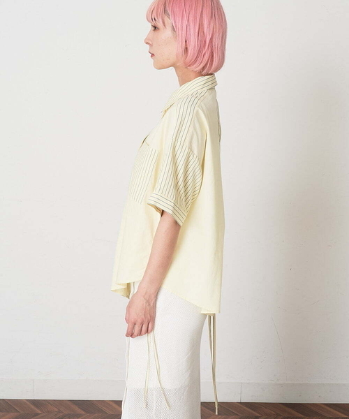 A de a.v.v（アードアー・ヴェ・ヴェ）の「無地ドッキングストライプシャツ（シャツ/ブラウス・レディース・クリーム/ピンク・39）」の18枚目の写真