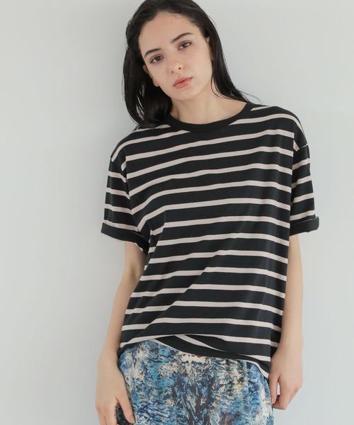 LAKOLE（ラコレ）の「アソートボーダー柄タックTシャツ / 297979（Tシャツ/カットソー・レディース・ブラック/ベージュ/パープル/ブラウン/ブルー/グリーン・SMALL/MEDIUM）」の4枚目の写真