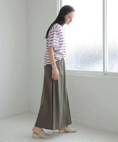 LAKOLE（ラコレ）の「アソートボーダー柄タックTシャツ / 297979（Tシャツ/カットソー・レディース・ブラック/ベージュ/パープル/ブラウン/ブルー/グリーン・SMALL/MEDIUM）」の21枚目の写真