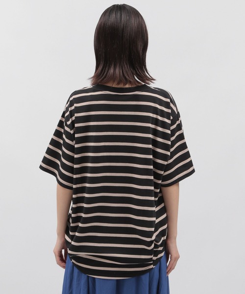 LAKOLE（ラコレ）の「アソートボーダー柄タックTシャツ / 297979（Tシャツ/カットソー・レディース・ブラック/ベージュ/パープル/ブラウン/ブルー/グリーン・SMALL/MEDIUM）」の17枚目の写真