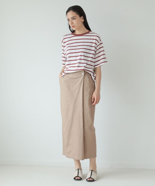 LAKOLE（ラコレ）の「アソートボーダー柄タックTシャツ / 297979（Tシャツ/カットソー・レディース・ブラック/ベージュ/パープル/ブラウン/ブルー/グリーン・SMALL/MEDIUM）」の19枚目の写真