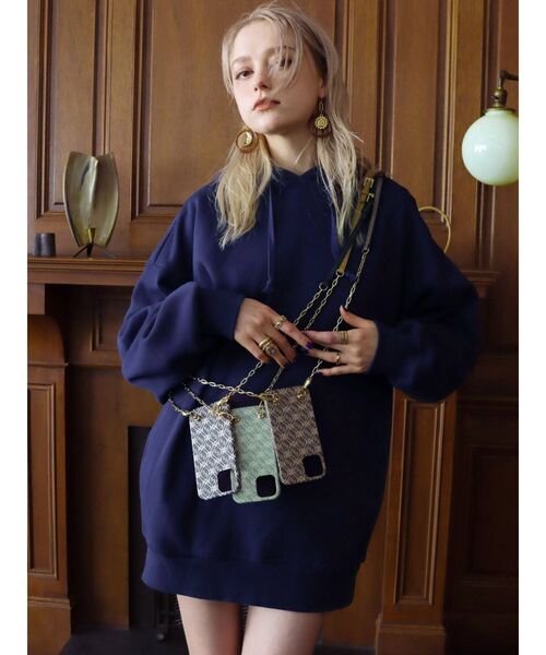 EVRIS（エヴリス）の「バックロゴオーバーサイズフーディー（パーカー・レディース・ホワイト/ブラック/ネイビー/グレー・FREE）」の12枚目の写真