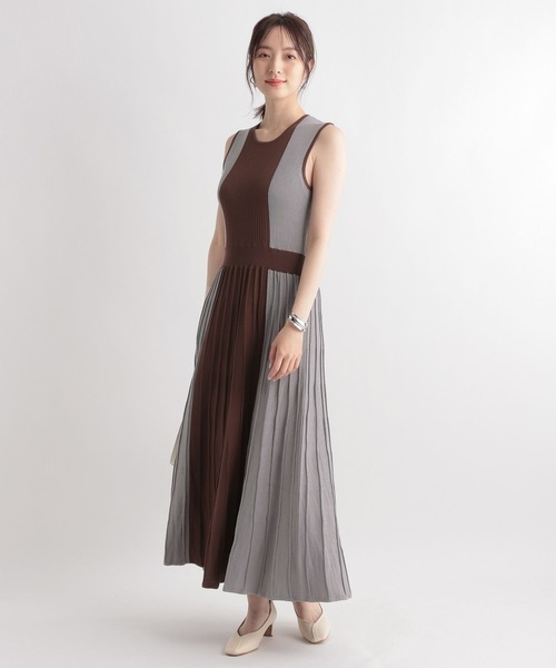 Andemiu（アンデミュウ）の「ハイショクノースリーブニットワンピース348870（ワンピース・レディース・チャコールグレー/ライトブルー/グリーン・FREE）」の22枚目の写真