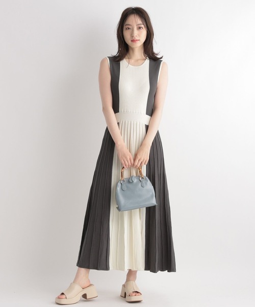 Andemiu（アンデミュウ）の「ハイショクノースリーブニットワンピース348870（ワンピース・レディース・チャコールグレー/ライトブルー/グリーン・FREE）」の20枚目の写真