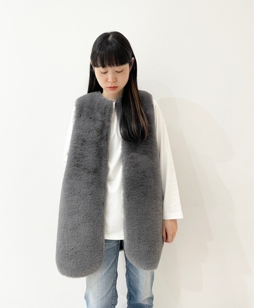 DROIT BELLO（ドロイトベロ）の「DROIT BELLO(ドロイトベロ) リバーシブルファーベスト（ベスト・レディース・グレー・F）」の10枚目の写真