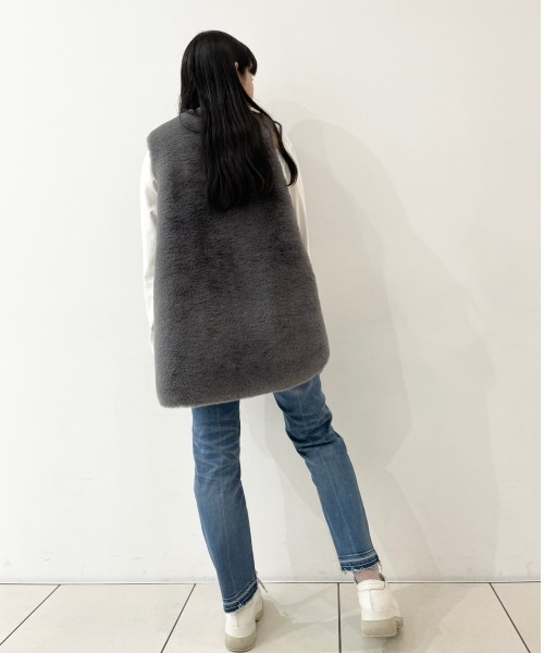 DROIT BELLO（ドロイトベロ）の「DROIT BELLO(ドロイトベロ) リバーシブルファーベスト（ベスト・レディース・グレー・F）」の11枚目の写真