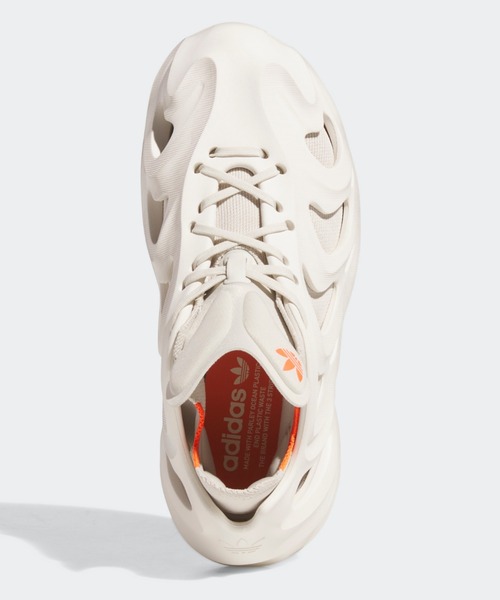adidas(アディダス)の「アディフォーム Q / Adifom Q / アディダスオリジナルス(スニーカー・メンズ・ホワイト系その他・22.5cm/23.5cm/24.5cm/25.5cm/26.5cm/27.5cm/28.5cm/23.0cm/24.0cm/25.0cm/26.0cm/27.0cm/28.0cm/29.0cm/22.0cm)」の4枚目の写真